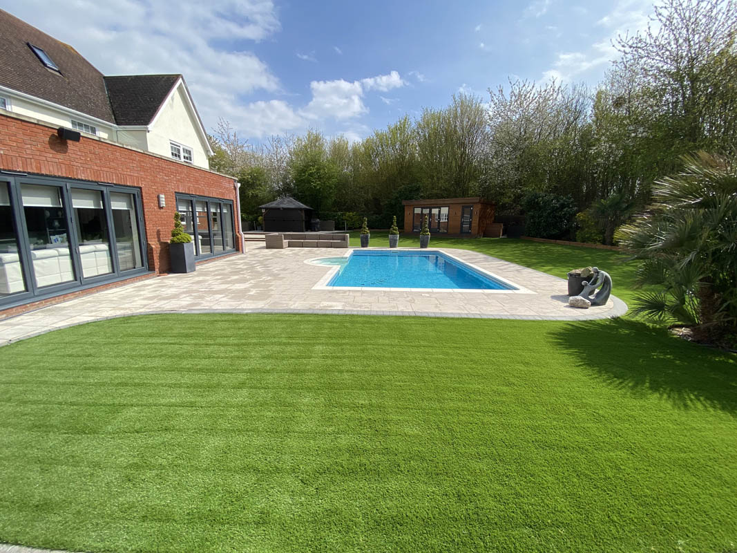 Howe Green installation 18