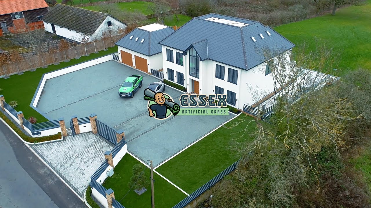 Play Outwood Farm Billericay drone video